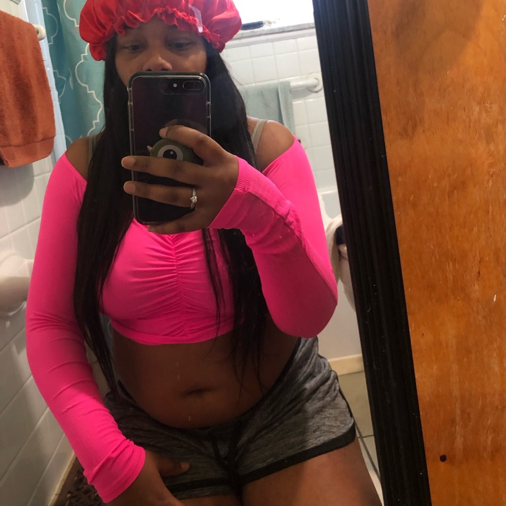 Pink love it Stretchy
